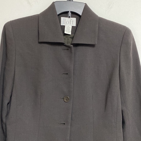 Ann Taylor Loft Womens Blazer size 4 P - Picture 2 of 5